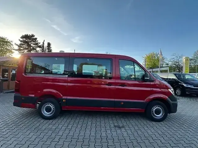 Gebraucht VW Crafter 177 PS (130 kW) 2021 Rot Van