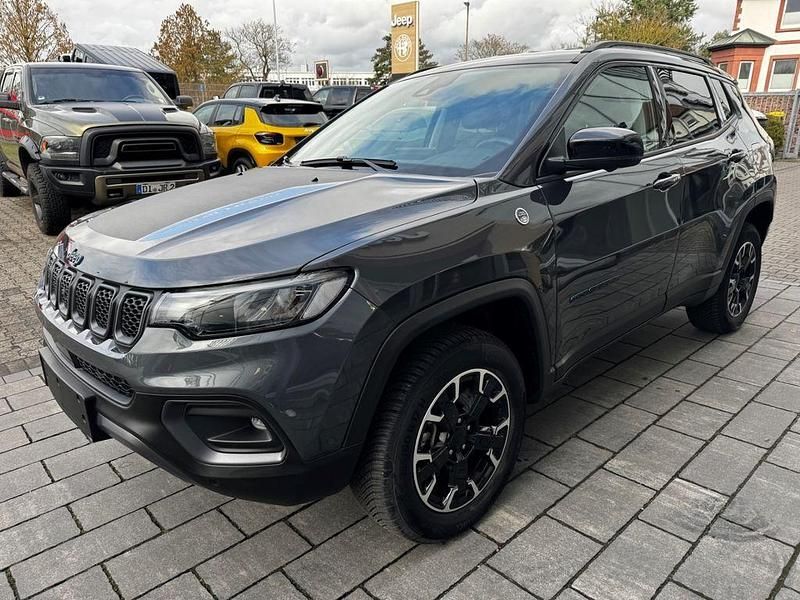 Occasion Jeep Compass Trailhawk 241 ch (177 kW) 2022 Gris SUV