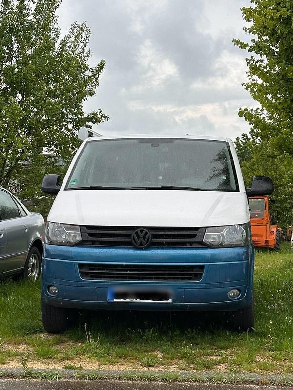 Blau Gebraucht 2015 VW T5 Van | 24.000 € (Teuer) - Bild 1/4