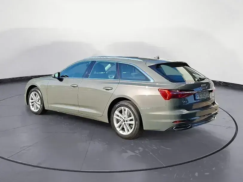 Gebraucht Audi A6 Sport 245 PS (180 kW) 2022 Grau Kombi