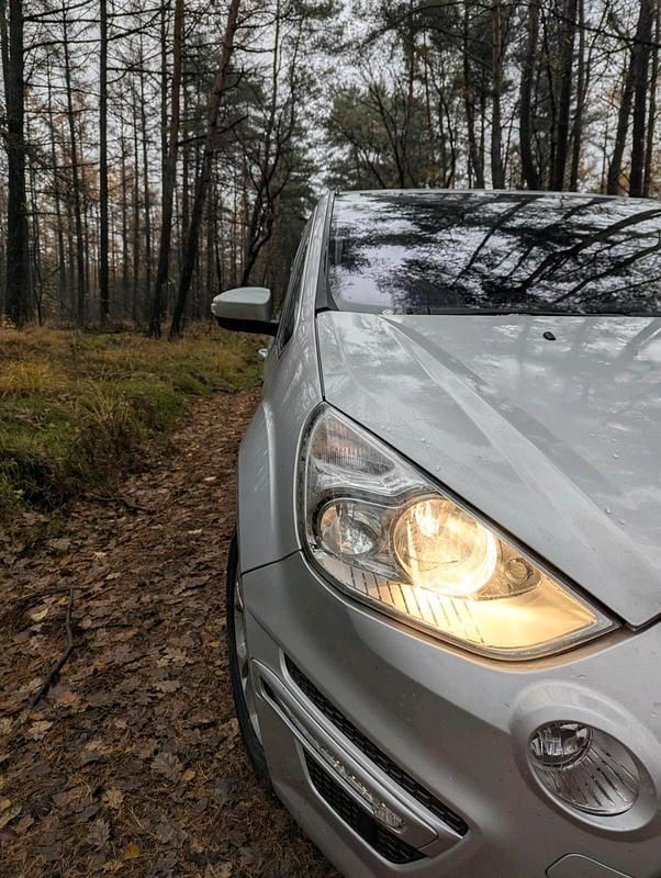 Gebraucht Ford S-MAX S 200 PS (147 kW) 2013 Silber Van / Kleinbus