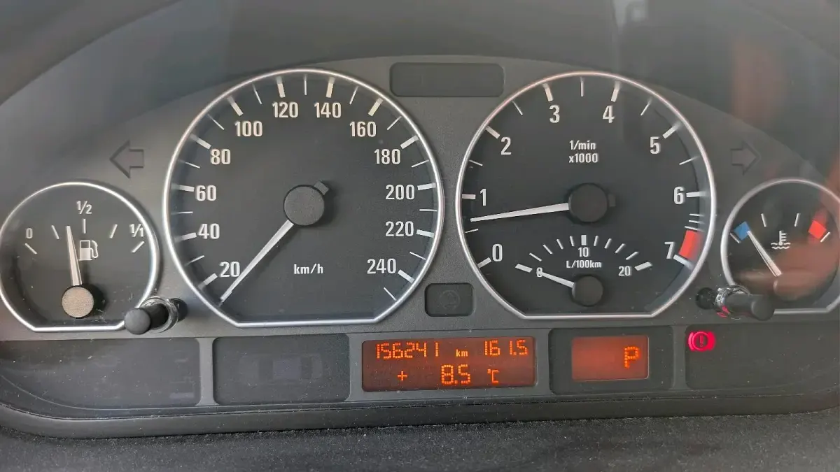 Gebraucht BMW 325 192 PS (141 kW) 2004 Schwarz Kombi