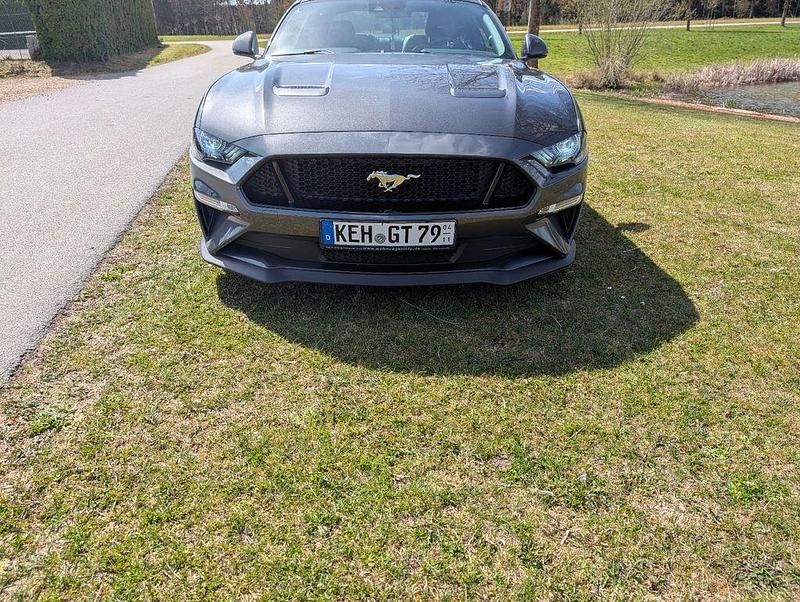 Gebraucht Ford Mustang GT 450 PS (330 kW) 2018 Grau Coupé