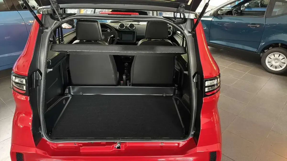Nowe Aixam AMBITION Sport 2026 Czerwony Hatchback