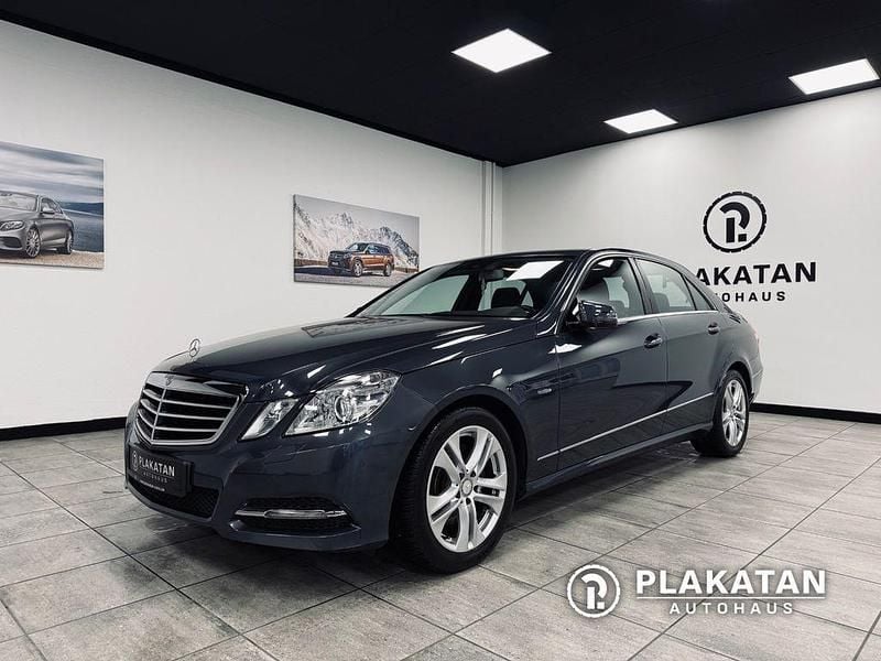 Gebraucht Mercedes E250 204 PS (150 kW) 2012 Grau Limousine