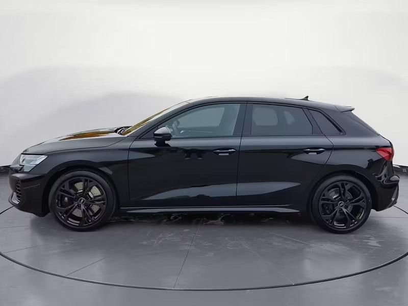Gebraucht Audi S3 Sport 333 PS (244 kW) 2025 Schwarz Limousine