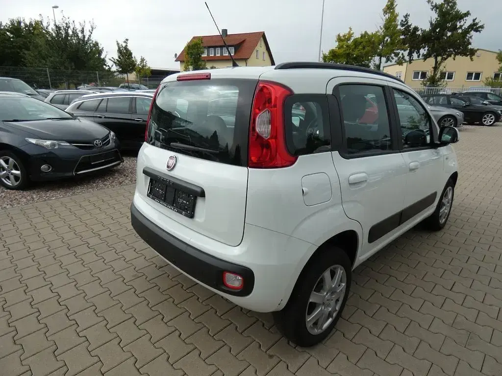Gebraucht Fiat Panda Lounge 86 PS (63 kW) 2016 Weiß Kleinwagen