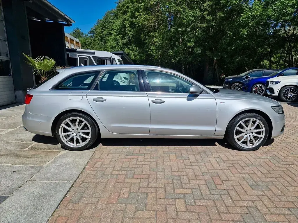 Gebraucht Audi A6 Ambiente 204 PS (150 kW) 2013 Silber Kombi