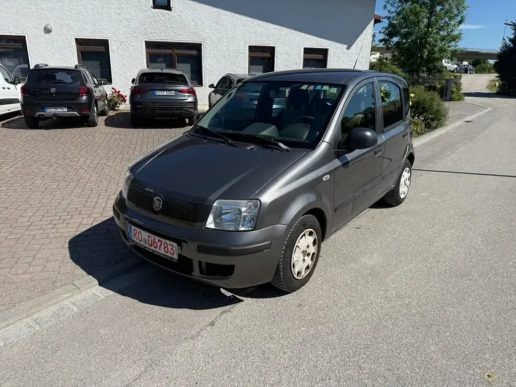 Gebraucht Fiat Panda 69 PS (50 kW) 2012 Grau Kleinwagen
