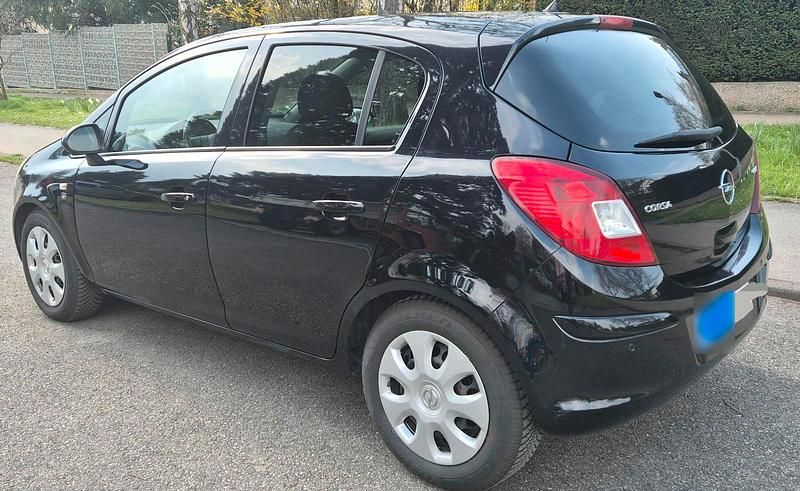 Gebraucht Opel Corsa Eco 70 PS (51 kW) 2011 Schwarz Kleinwagen