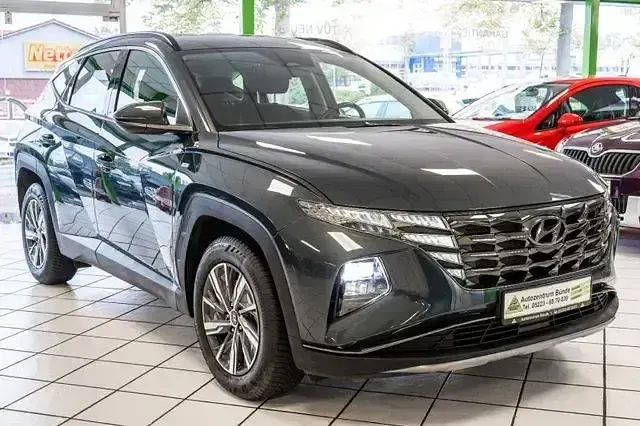 Gebraucht Hyundai Tucson Select 136 PS (100 kW) 2023 Blau SUV