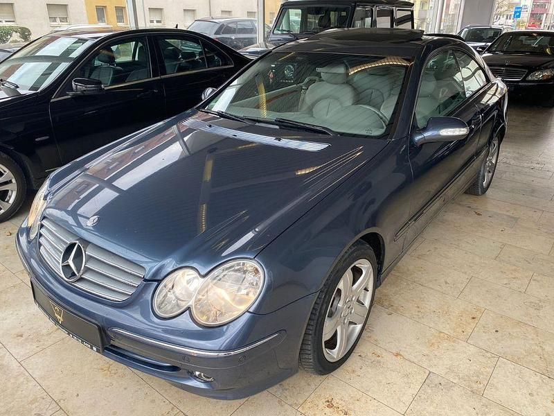 Gebraucht Mercedes CLK240 Elegance 170 PS (125 kW) 2003 Blau Coupé