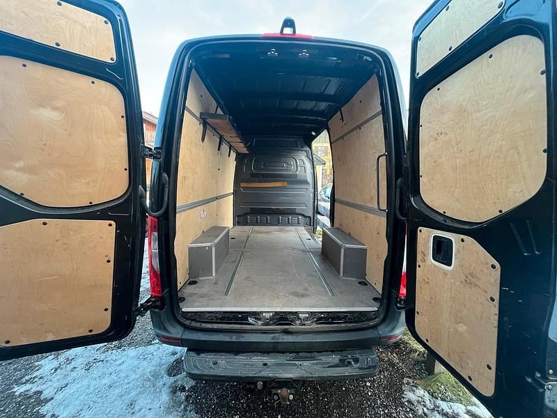 Gebraucht Mercedes Sprinter 143 PS (105 kW) 2019 Schwarz Van