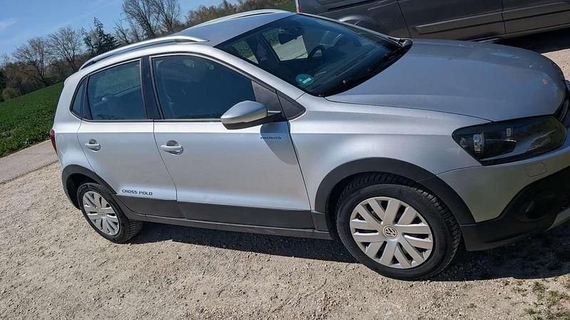 Gebraucht VW Polo Cross 105 PS (77 kW) 2012 Grau Kleinwagen