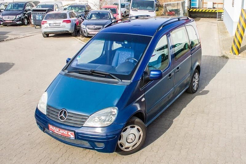 Gebraucht Mercedes Vaneo 101 PS (74 kW) 2003 Blau Van / Kleinbus