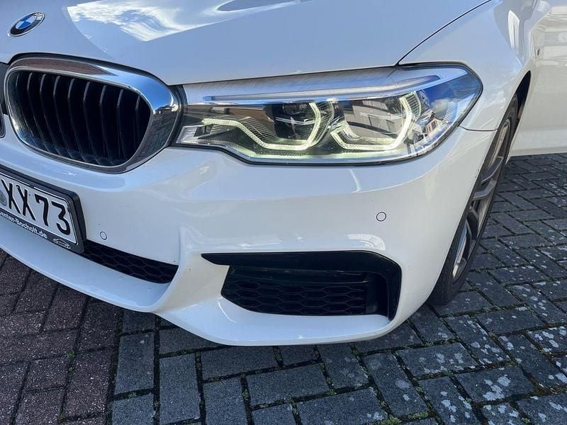 Gebraucht BMW 520 Performance 190 PS (139 kW) 2019 Weiß Limousine