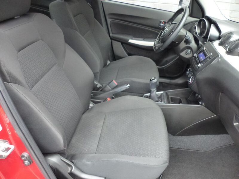 Gebraucht Suzuki Swift 83 PS (61 kW) 2021 Rot Kleinwagen