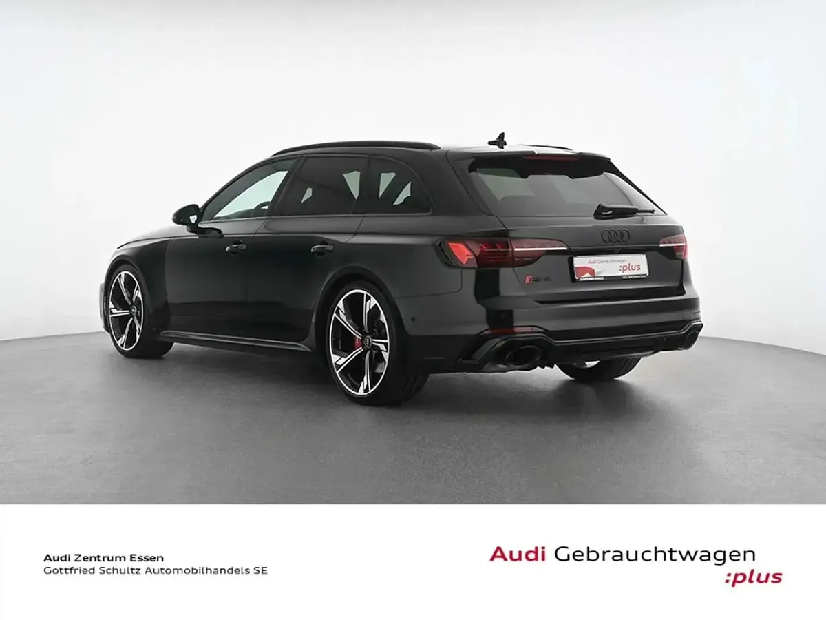 Gebraucht Audi RS4 450 PS (330 kW) 2022 Mythosschwarz metallic Kombi