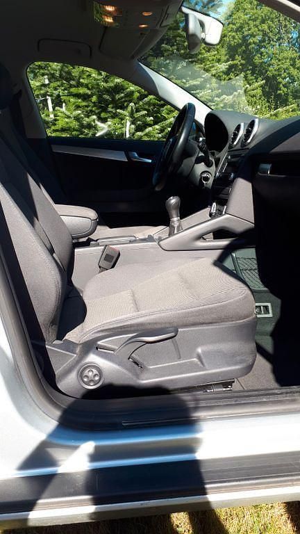 Gebraucht Audi A3 Ambiente 125 PS (91 kW) 2009 Silber Kleinwagen