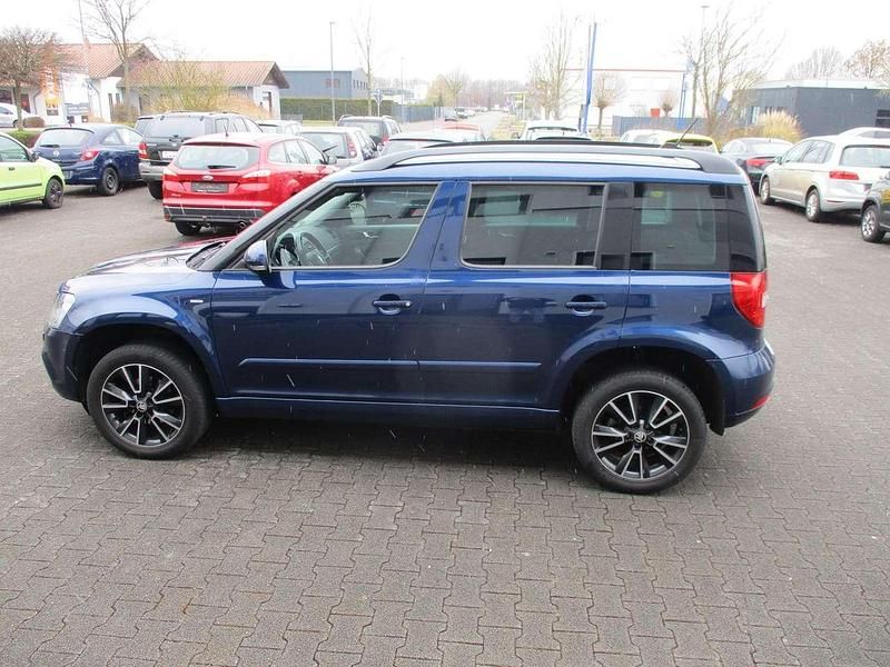 Gebraucht Skoda Yeti Drive 110 PS (80 kW) 2017 Blau SUV