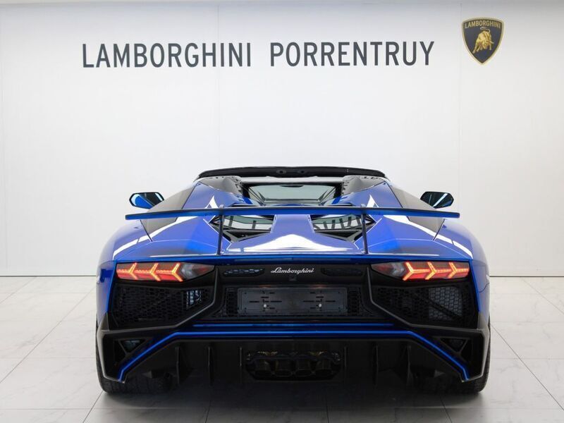 Gebraucht Lamborghini Aventador 751 PS (552 kW) 2017 Blau Cabrio