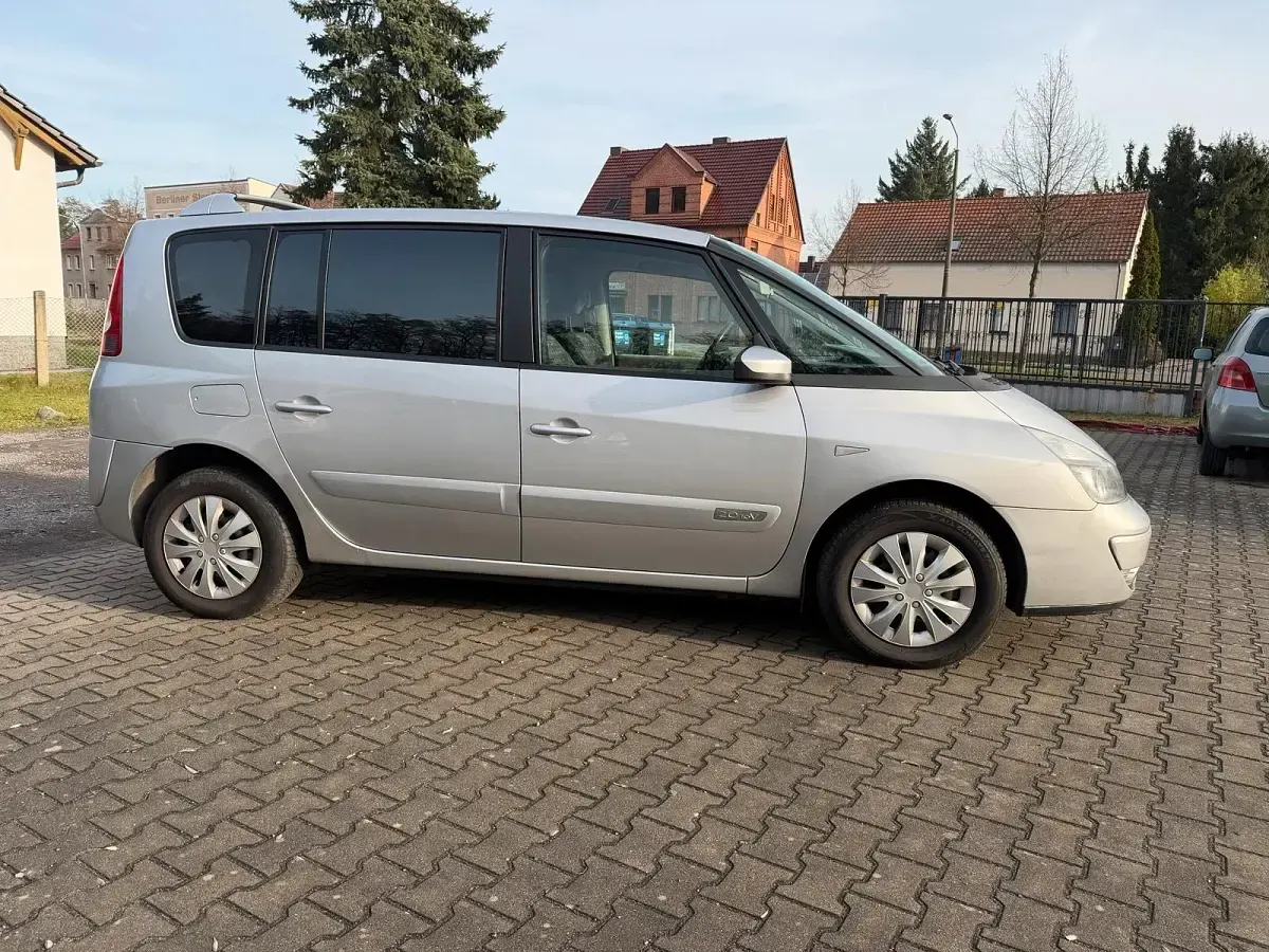 Używany Renault Espace 136 KM (100 kW) 2005 Srebrny Minivan