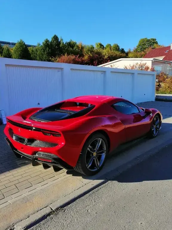 Nowe Ferrari 296 829 KM (609 kW) 2025 Czerwony Kabriolet