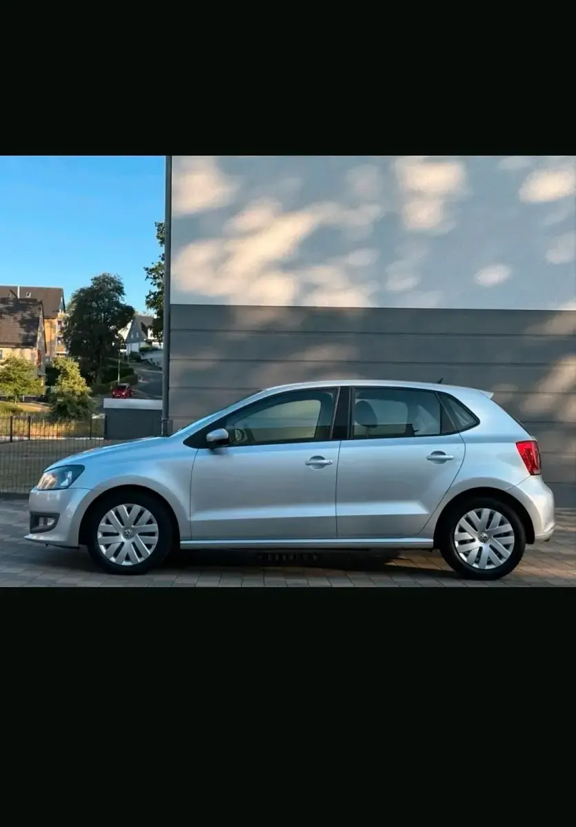 Gebraucht VW Polo 90 PS (66 kW) 2010 Silber Kleinwagen