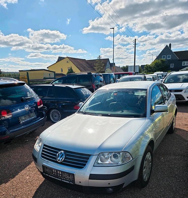 Gebraucht VW Passat Comfortline 150 PS (110 kW) 2002 Silber Limousine