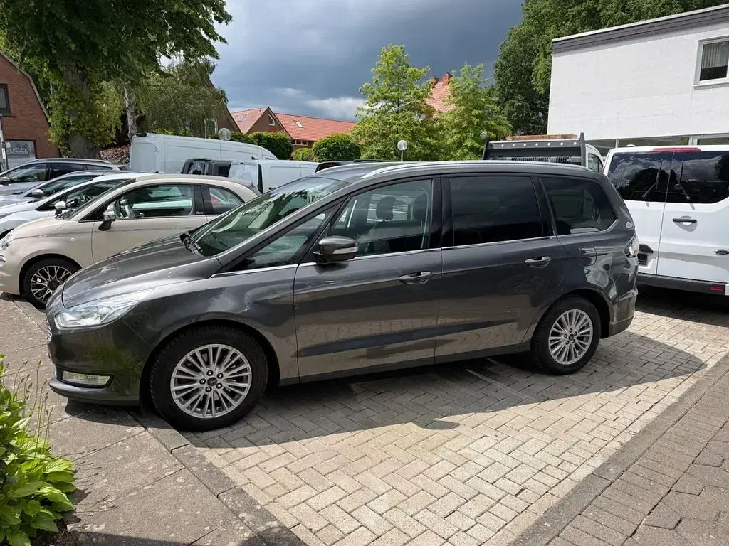 Gebraucht Ford Galaxy Titanium 150 PS (110 kW) 2016 Grau Van / Kleinbus