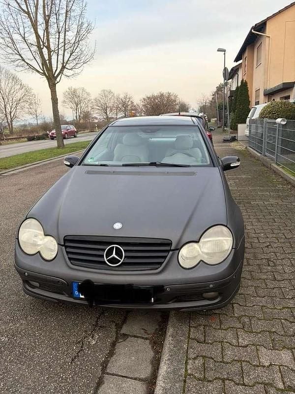 Gebraucht Mercedes C230 197 PS (144 kW) 2001 Coupé