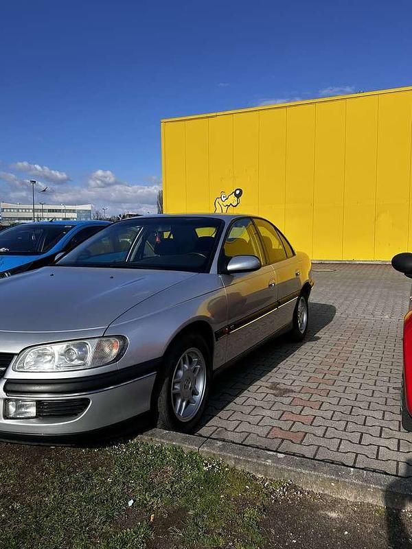 Gebraucht Opel Omega 136 PS (100 kW) 1998 Limousine