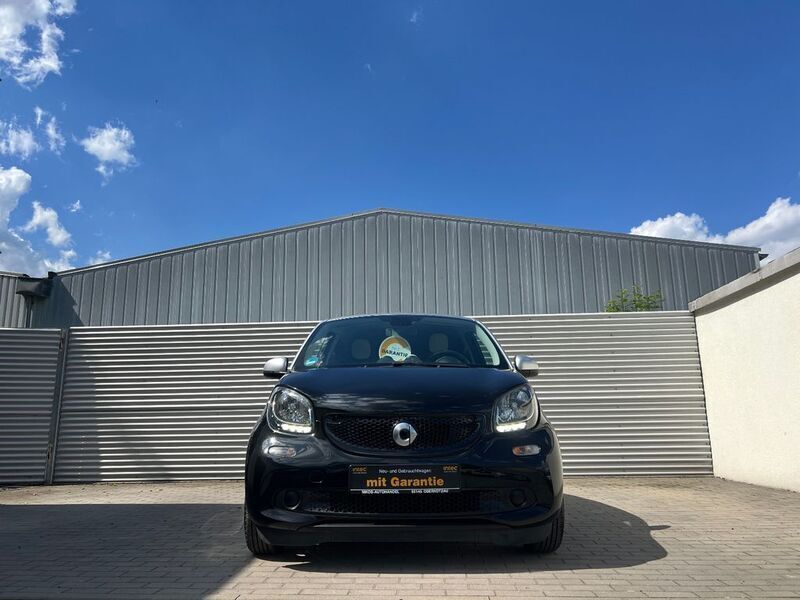 Silber Gebraucht 2015 Smart ForFour Basis Limousine | 6.999 € (Fairer Preis) - Bild 1/4