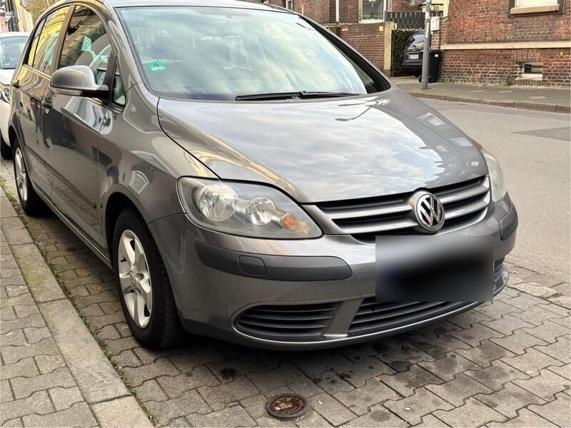 Grau Gebraucht 2006 VW Golf Plus Cross Van / Kleinbus | 2.500 € (Teuer) - Bild 1/4