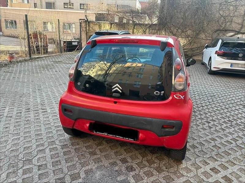 Gebraucht Citroën C1 60 PS (44 kW) 2008 Rot Kleinwagen