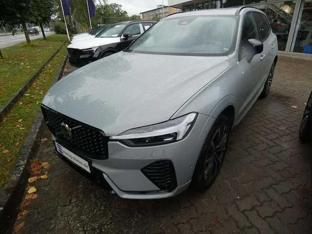 Gebraucht Volvo XC60 145 PS (106 kW) 2023 SUV