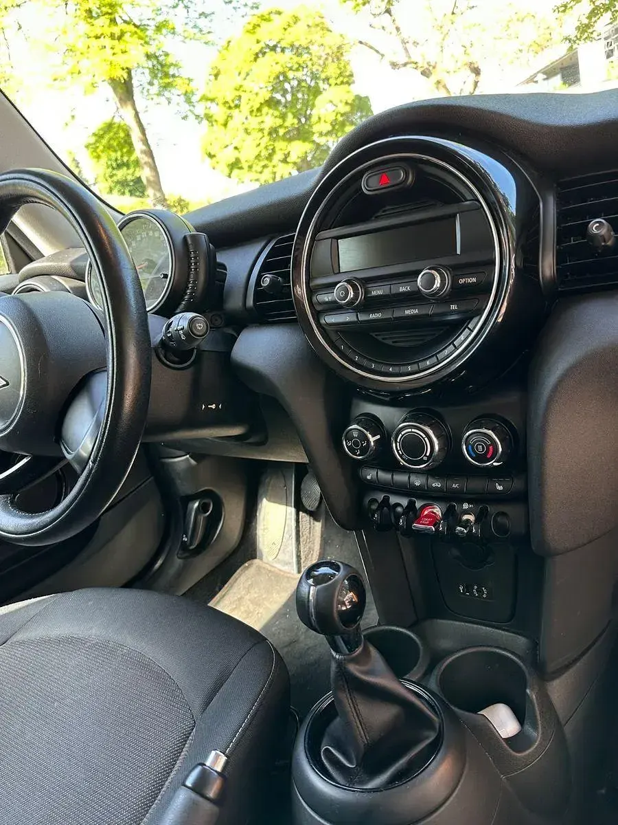 Käytetty Mini ONE 75 HP (55 kW) 2015 Oranssi Viistoperä