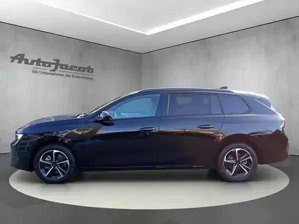 Neu Opel Astra Edition 131 PS (96 kW) 2025 Karbon schwarz (metallic) Kombi