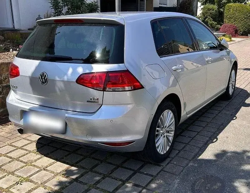 Używany VW Golf VII Edition 105 KM (77 kW) 2014 Srebrny Sedan/Limuzyna