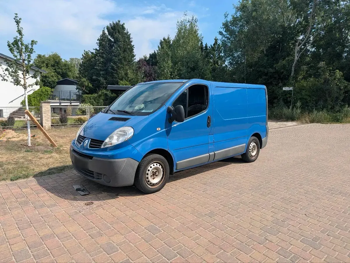 Gebraucht Renault Trafic 90 PS (66 kW) 2009 Blau Van / Kleinbus