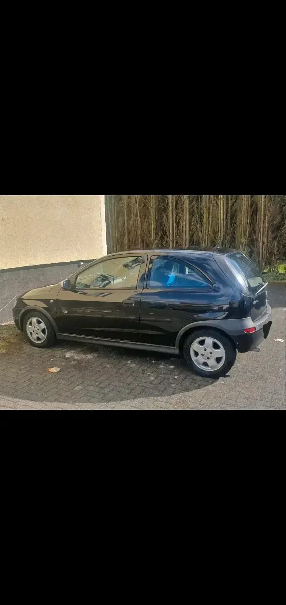 Gebraucht Opel Corsa 58 PS (42 kW) 2003 Schwarz Kleinwagen
