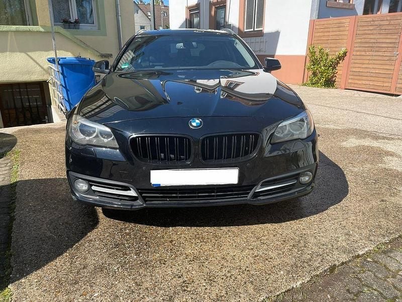 Schwarz Gebraucht 2016 BMW 520 Kombi | 10.500 € (Guter Preis) - Bild 1/4