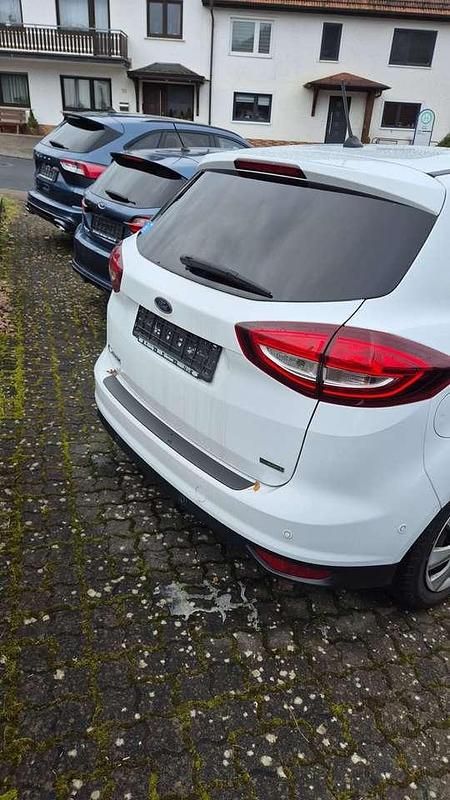 Gebraucht Ford C-MAX 125 PS (91 kW) 2018 Weiß Van / Kleinbus