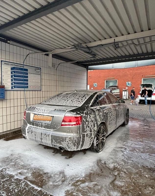 Silber Gebraucht 2006 Audi A6 Limousine | 3.000 € (Superpreis) - Bild 1/4