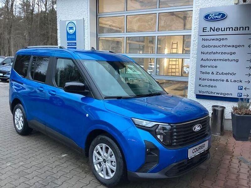 Gebraucht Ford Tourneo Courier Titanium 125 PS (91 kW) 2024 Blau Van / Kleinbus