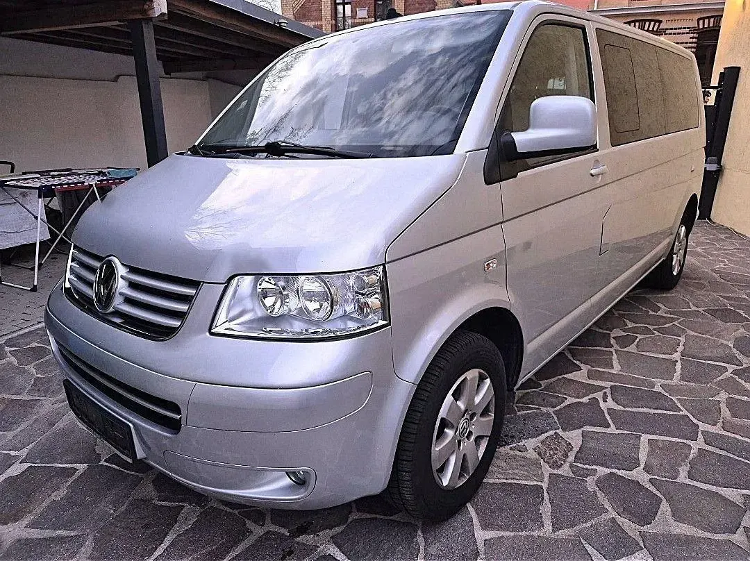 Gebraucht VW Caravelle 174 PS (127 kW) 2007 Silber Van