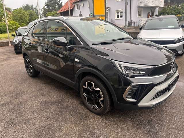 Schwarz perla nera Gebraucht 2024 Opel Crossland Ultimate SUV | 18.650 € (Fairer Preis) - Bild 1/4