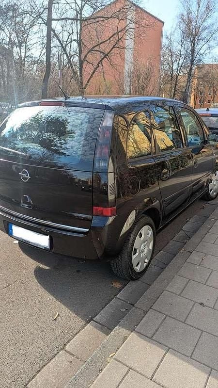 Używany Opel Meriva Edition 105 KM (77 kW) 2009 Czarny Minivan