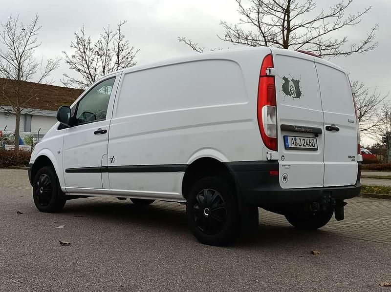Gebraucht Mercedes Vito 150 PS (110 kW) 2008 Weiß Van