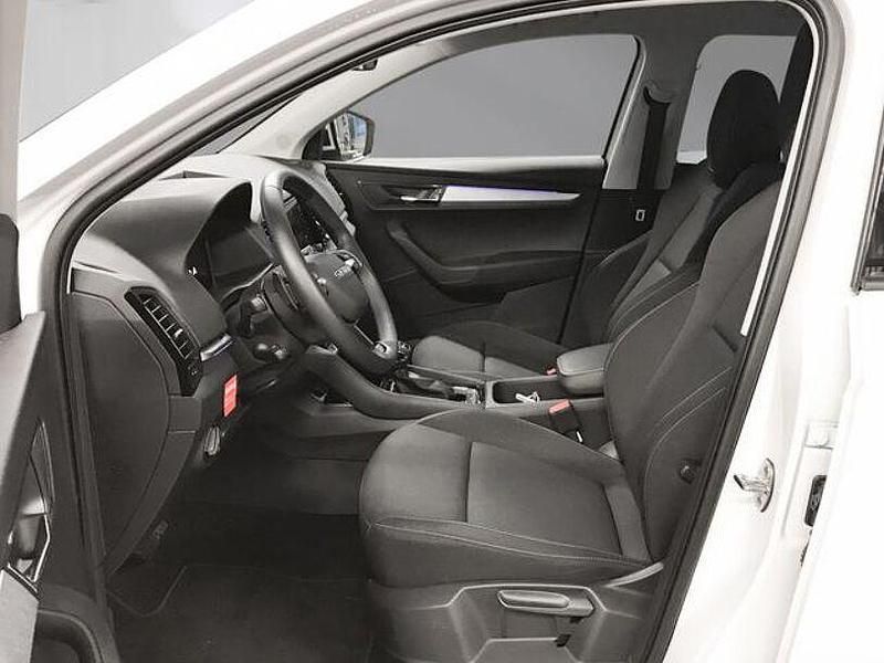 Gebraucht Skoda Karoq Selection 150 PS (110 kW) 2025 Moon weiss perleffekt SUV
